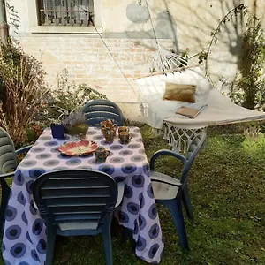 casa-pusterla.hotelslidodijesolo.com/