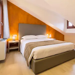 Apartment Charming Palace Corte Del Teatro, Venedig